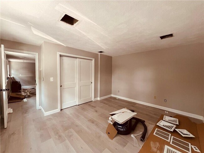 144 Yorkshire St in Providence, RI - Building Photo - Building Photo
