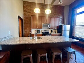 65 North St, Unit 1 in Middletown, NY - Building Photo - Building Photo