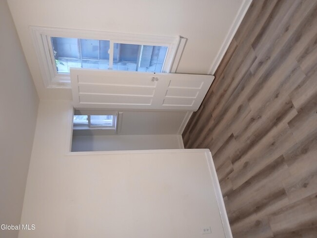 405 3rd Ave in Watervliet, NY - Building Photo - Building Photo