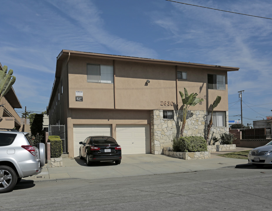 2630 Linden Ave in Long Beach, CA - Building Photo