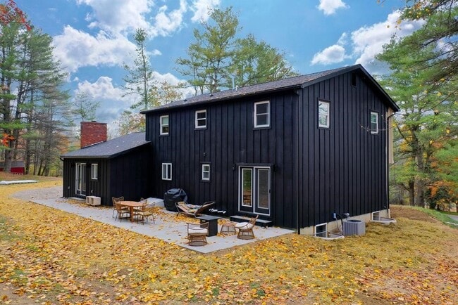 11833 Overlook Dr in Corning, NY - Building Photo - Building Photo