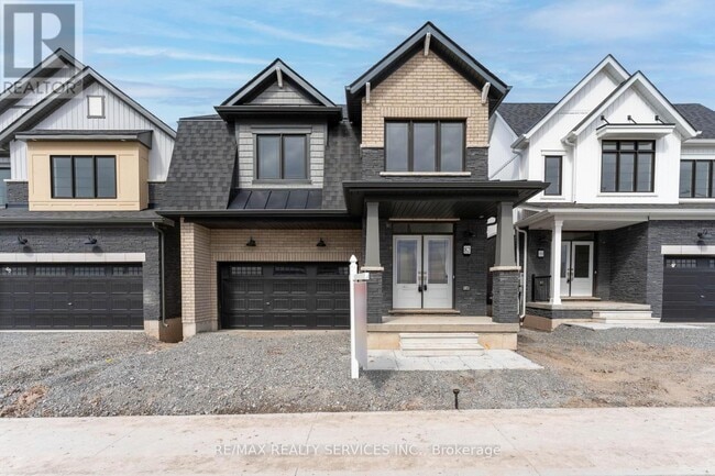 property at 82 STARBOARD Cres