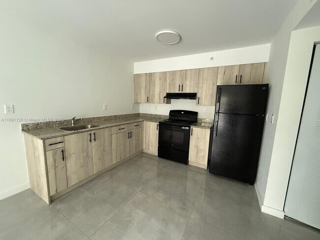 14752 NE 6th Ave in Miami, FL - Building Photo - Building Photo