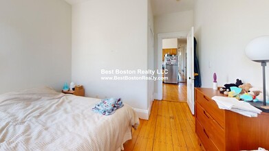 125 Hampshire St in Cambridge, MA - Building Photo - Building Photo