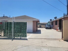 10202 S Doty Ave in Inglewood, CA - Building Photo