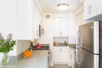 Marquis Apartments in New York, NY - Foto de edificio - Building Photo