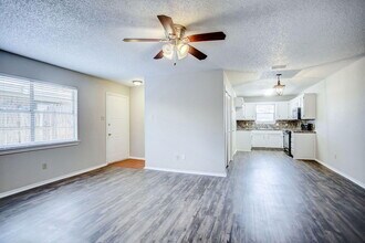 5703 Brownfield Dr in Lubbock, TX - Building Photo - Building Photo