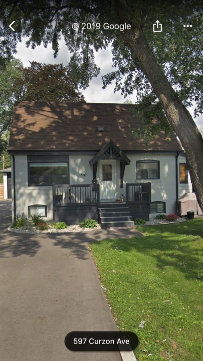 597 Curzon Av in Mississauga, ON - Building Photo
