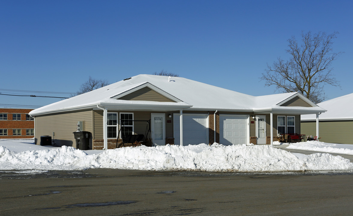 Preston Dean Villas in Fort Wayne, IN - Foto de edificio