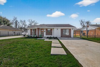 1222 Wardmont St in Houston, TX - Building Photo - Building Photo