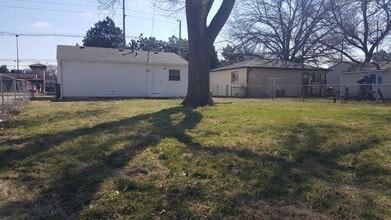 1321 N 56th St in Lincoln, NE - Building Photo - Building Photo