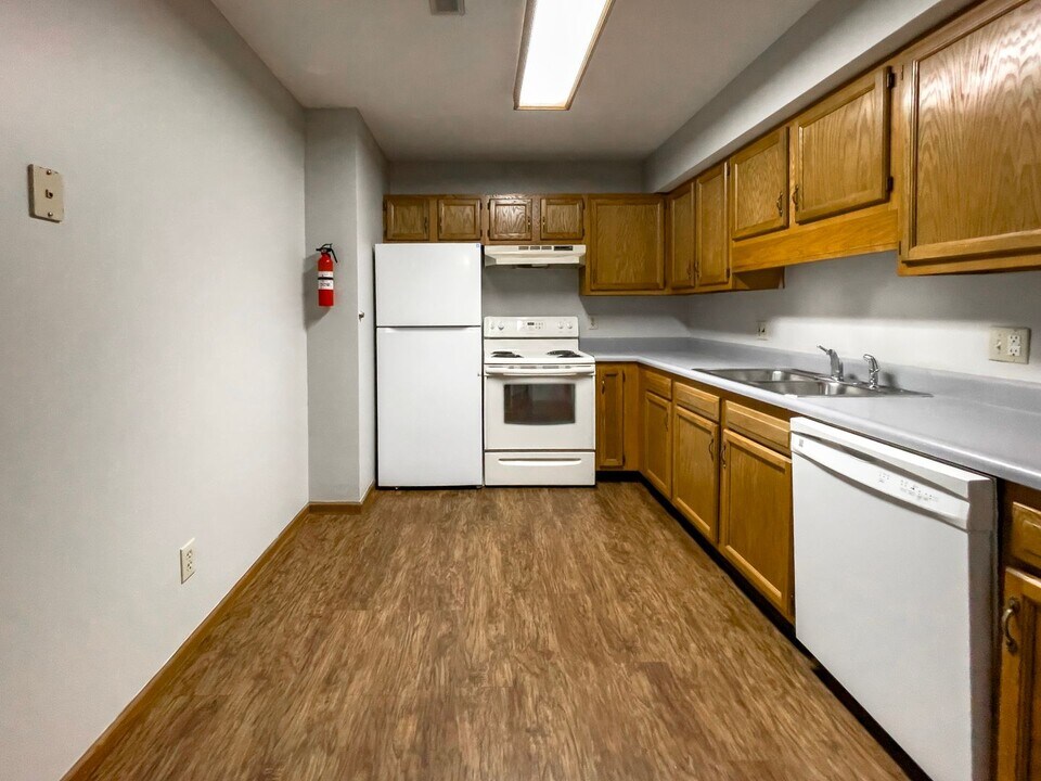 2015 W Godman Ave in Muncie, IN - Building Photo