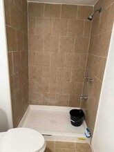 14756 Delta Ct in Woodbridge, VA - Foto de edificio - Building Photo