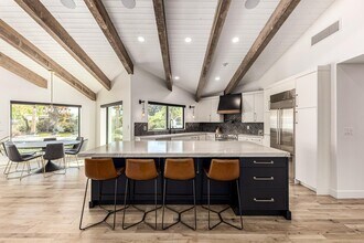 9917 N 52nd St in Paradise Valley, AZ - Building Photo - Building Photo