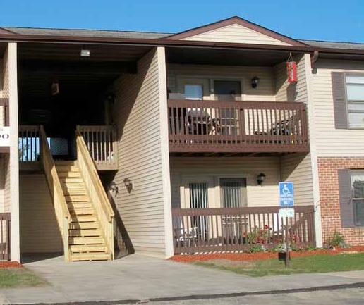 Kiwanis Manor Apartments in Freeport, IL - Building Photo