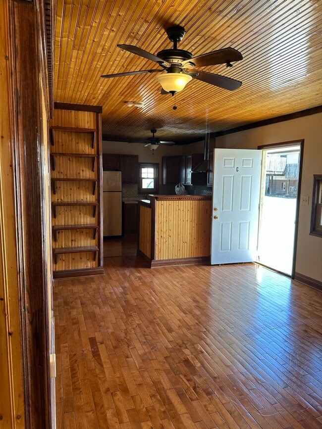 property at 3113 Marion St