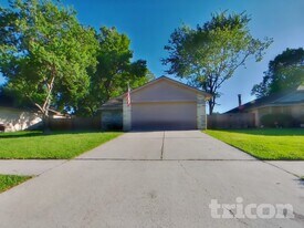 10919 Almond Grove in Humble, TX - Building Photo