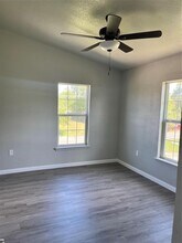 950 11th St in San Leon, TX - Building Photo - Building Photo