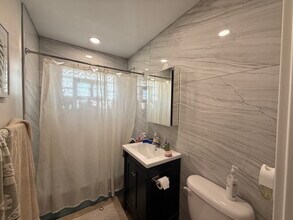137 W Grand Ave in Northlake, IL - Building Photo - Building Photo