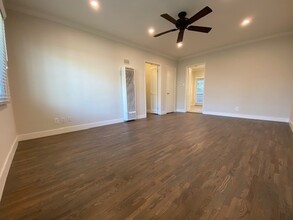 4225 Ventura Canyon Ave in Sherman Oaks, CA - Building Photo - Building Photo