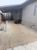 19014 Ave 146 in Porterville, CA - Building Photo