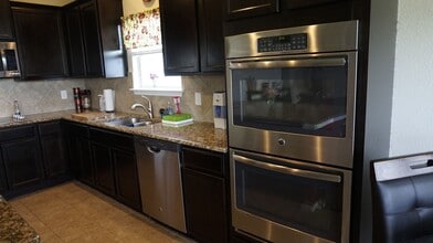 4912 Prewitt Ranch Rd in Killeen, TX - Foto de edificio - Building Photo