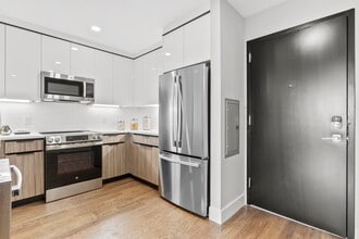 60-64 68th St in Guttenberg, NJ - Building Photo - Building Photo