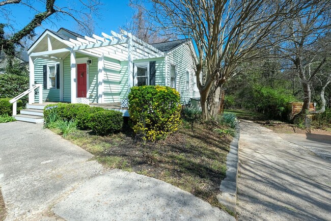 134 Westover Dr in Athens, GA - Building Photo - Building Photo