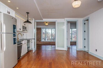 Brooklyn Avenue, Unit 3E in Brooklyn, NY - Building Photo - Building Photo