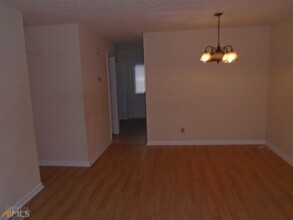 1337 Sweet Pine Dr in Norcross, GA - Building Photo - Building Photo