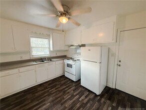 4216 Rosehill Rd in Fayetteville, NC - Building Photo - Building Photo