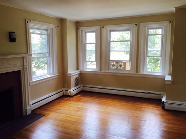 1600 N Broom St, Unit APT #3 in Wilmington, DE - Foto de edificio - Building Photo