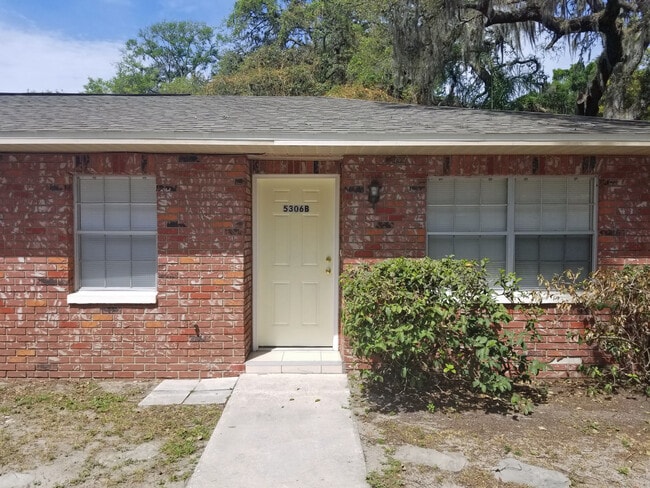 property at 5306 Plum Ave