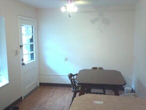 28 Sherman Ter, Unit 1 in Madison, WI - Building Photo - Building Photo