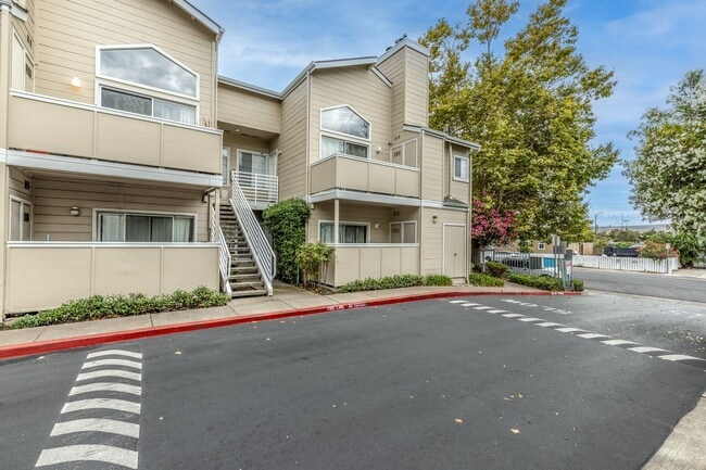 property at 1430 Thrush Ave