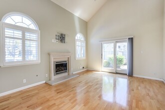 131 Williams Ln in Foster City, CA - Building Photo - Building Photo