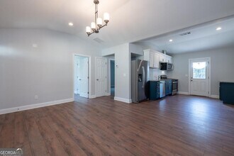 331 Camilla Cir SW in Mableton, GA - Building Photo - Building Photo