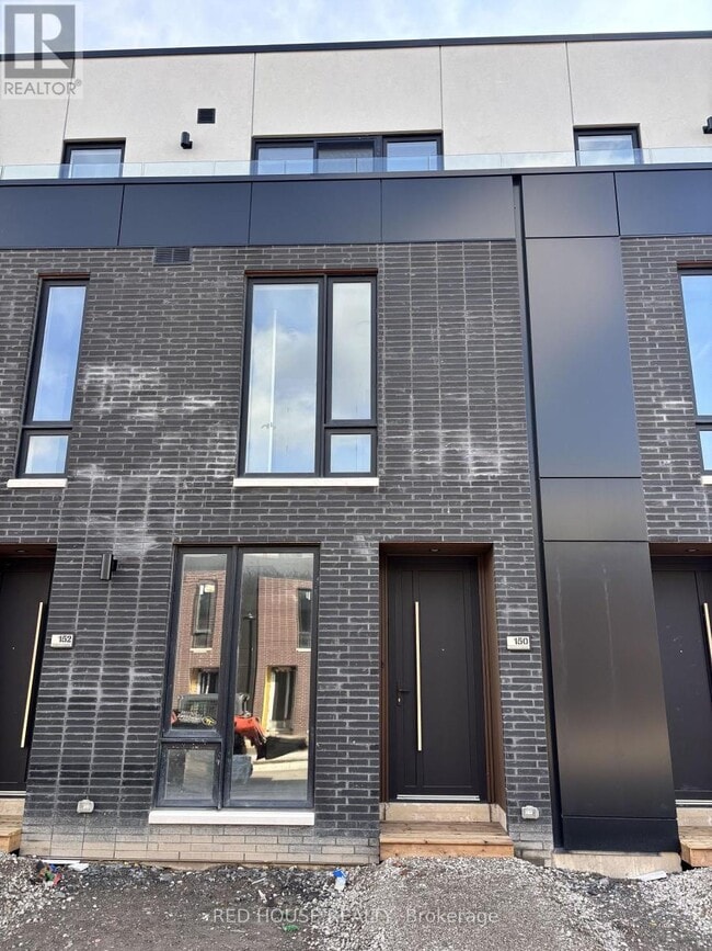 property at 150 Everett Cmn