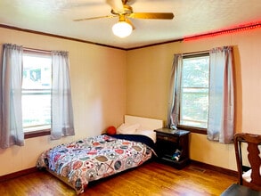 608 S Webber St in Urbana, IL - Building Photo - Building Photo