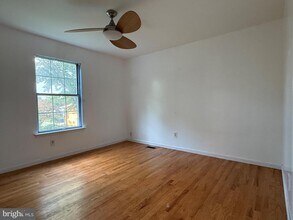 17 Withams Rd in Newark, DE - Building Photo - Building Photo