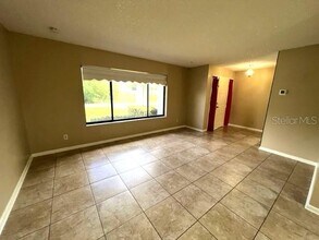 2348 Evenglow Ave in Spring Hill, FL - Building Photo - Building Photo