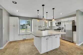 225 W 750 S in Bountiful, UT - Building Photo - Building Photo