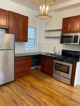 1004 S. 11th Street, Unit Apt 1 in Philadelphia, PA - Building Photo - Building Photo