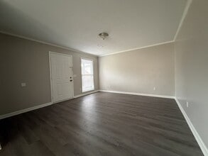 4414 Bonnell Dr NW in Huntsville, AL - Building Photo - Building Photo