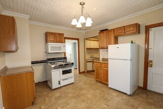 15 Liberty St-Unit -2 in Manchester, NH - Building Photo - Building Photo