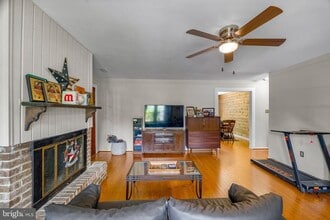 1097 Snow Hill Ln in Gambrills, MD - Building Photo - Building Photo