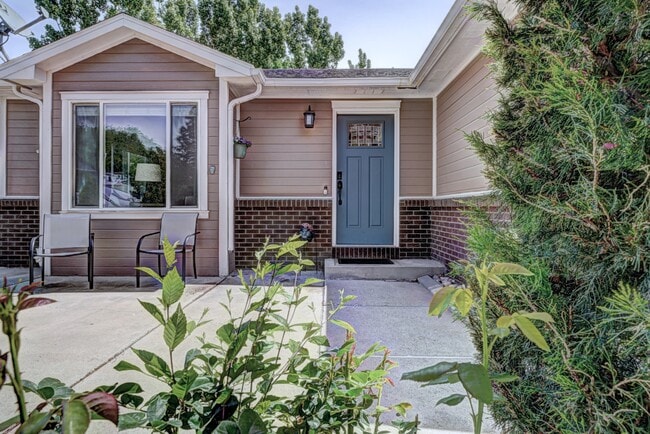 1000 Red Bud Ct in Fruita, CO - Foto de edificio - Building Photo