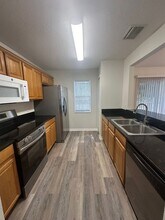 214 Drawbridge Ln in Valrico, FL - Building Photo - Building Photo