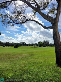 2950 N Palm Aire Dr photo'