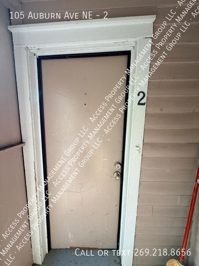 105 Auburn Ave NE in Grand Rapids, MI - Building Photo - Building Photo